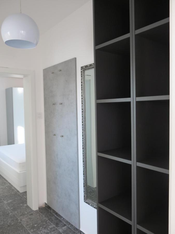 Apartments Rea Cres Luaran gambar